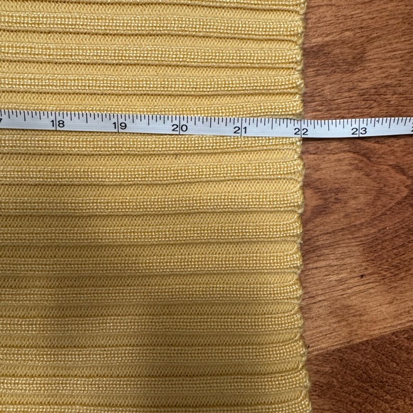 Vintage FIA Italia Handloomed Yellow Mock Neck Ribbed Sweater - Picture 6 of 6